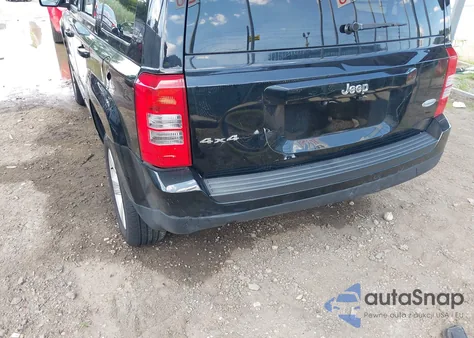 2014 Jeep Patriot Latitude z USA, uszkodzony, nr VIN 1C4NJRFB9ED560888